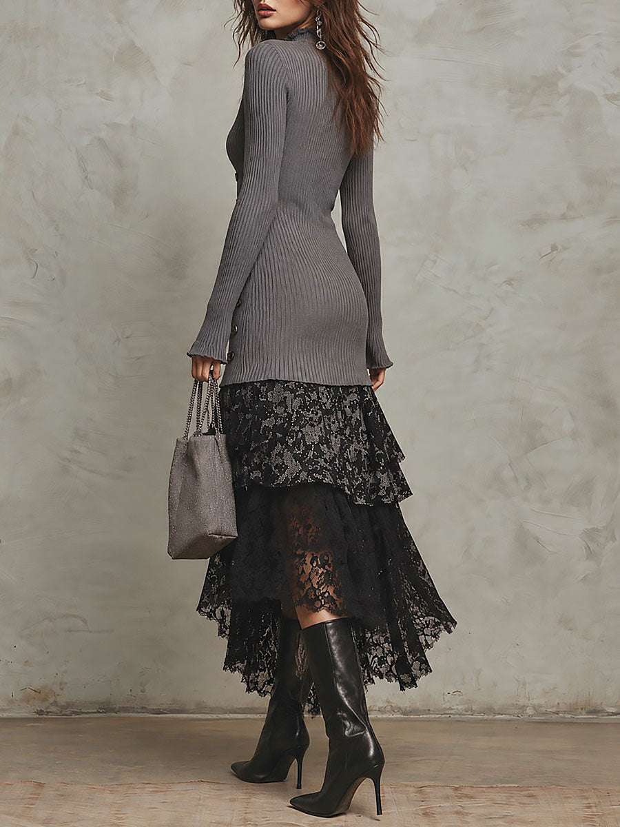 Lina | Abito Maxi a Righe con Collo Alto Decorativo e Orlo in Pizzo