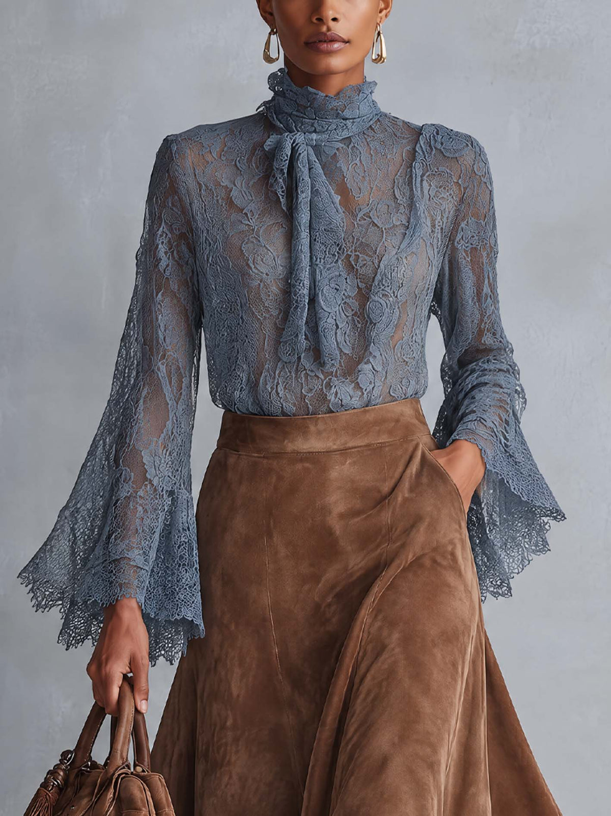 Marceline | Blusa in pizzo trasparente blu polveroso e gonna midi in finta suede color cammello con orlo in pizzo