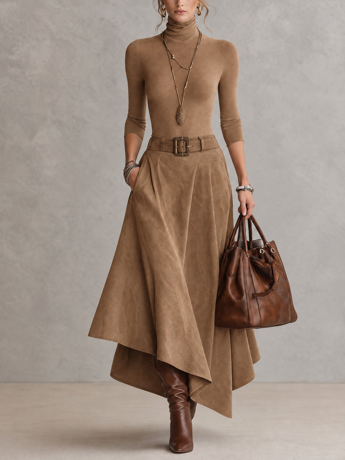 Francesca | Completo color taupe in maglia a collo alto e gonna asimmetrica effetto camoscio