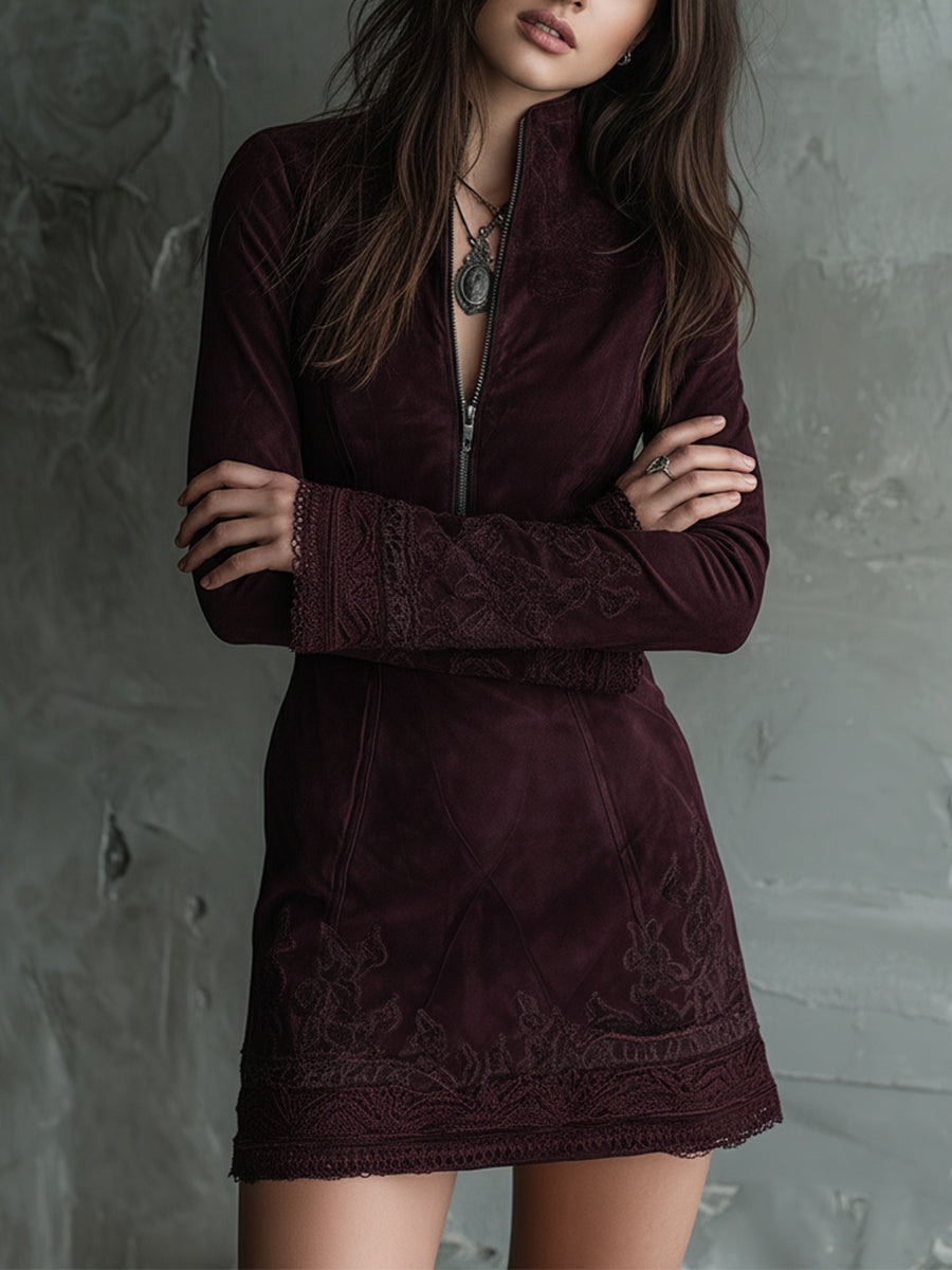 Luisa | Mini Abito in Suede Vintage con Ricamo e Pizzo