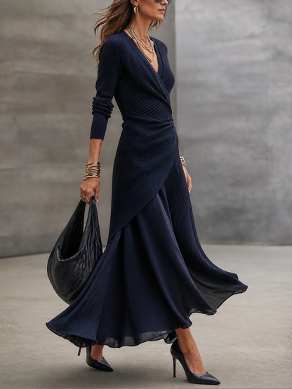Artemisia | Abito Maxi Asimmetrico con Scollatura a V e Pannelli in Raso Blu Navy