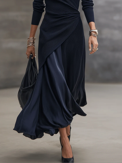 Artemisia | Abito Maxi Asimmetrico con Scollatura a V e Pannelli in Raso Blu Navy
