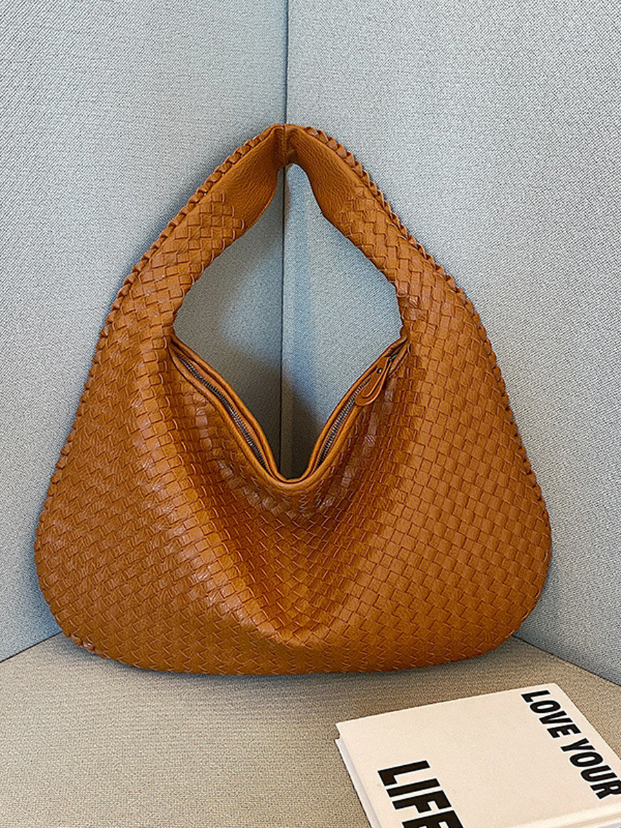 Borsa in pelle intrecciata alla moda