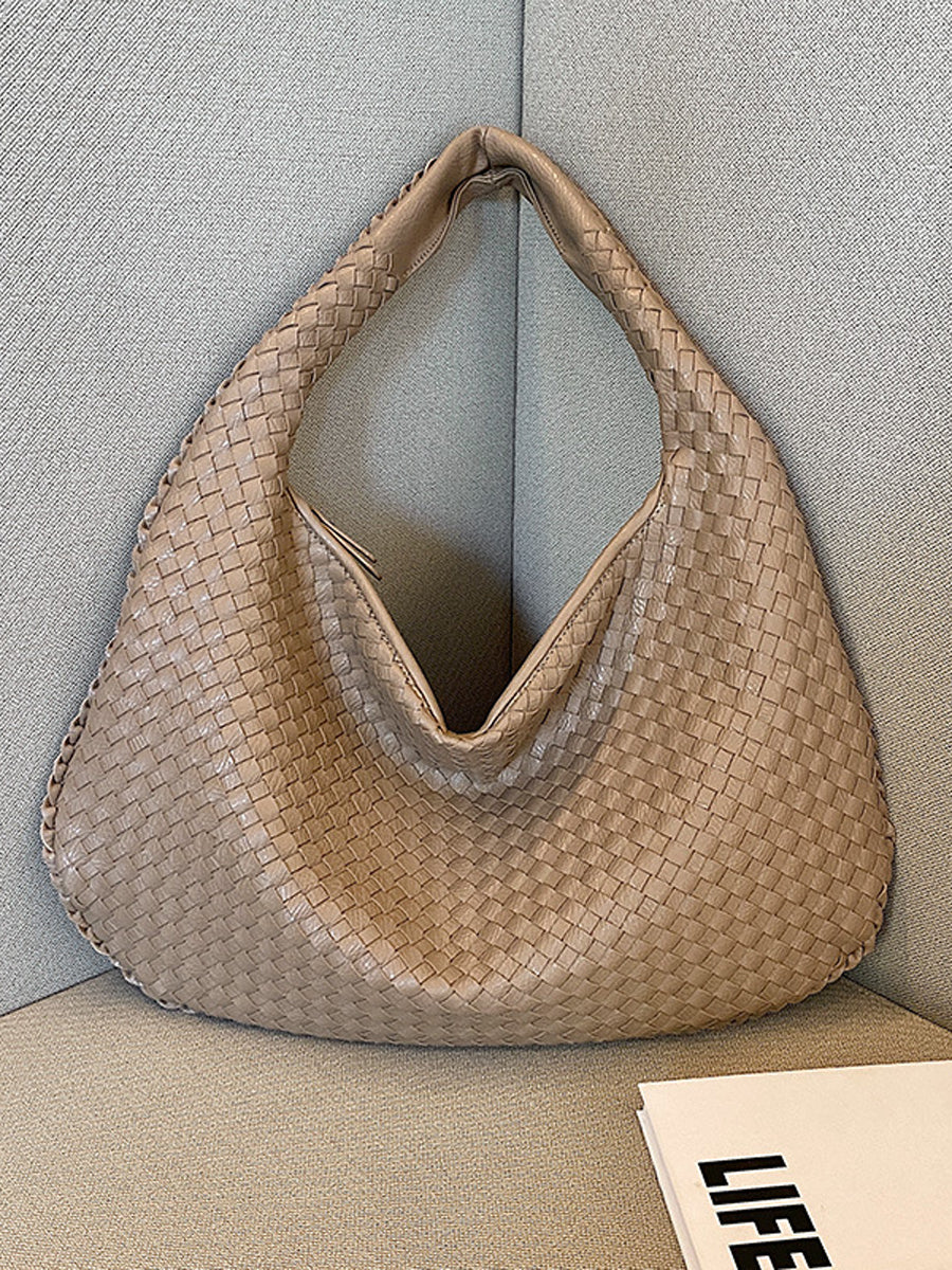 Borsa in pelle intrecciata alla moda