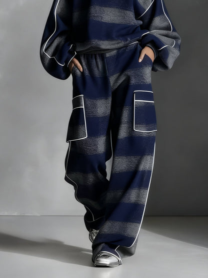 Paula | Felpa a righe blu e grigie con pantaloni casual in set di due pezzi