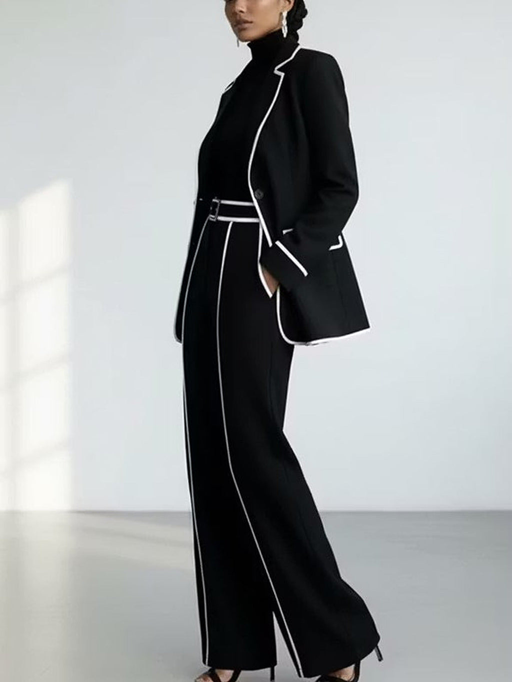 Clementina | Completo Blazer e Pantalone con Profili a Contrasto, Nero